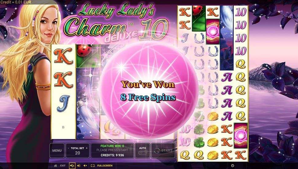 Lucky Lady's Charm Deluxe 10 nyerőgép ingyenes pörgetések